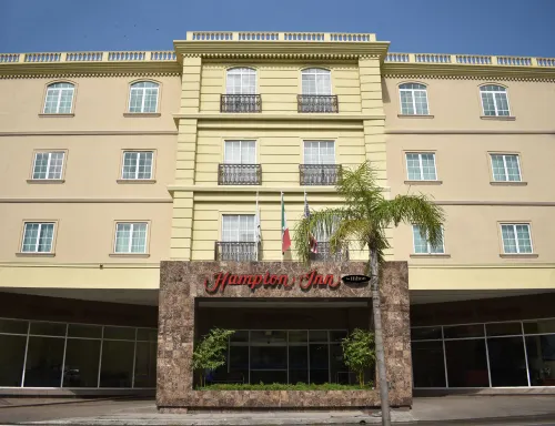 Hampton Inn by Hilton Tampico – Zona Dorada Exterior Photos