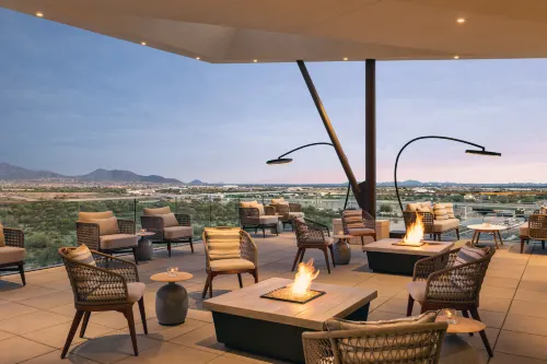 Hilton North Scottsdale at Cavasson Public Areas Photos