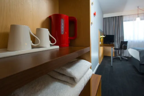 Holiday Inn Express Taunton East Rooms Photos