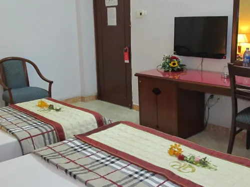 Trung Mai Hotel Kamar Photos