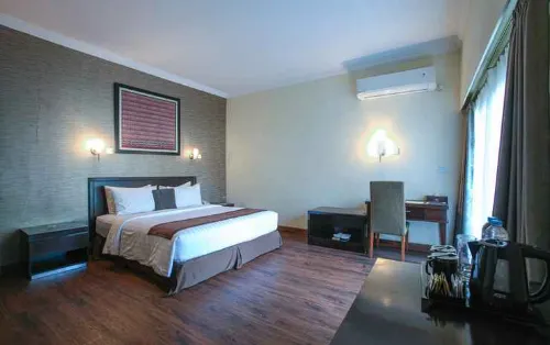 The Royale Krakatau Zimmer Photos
