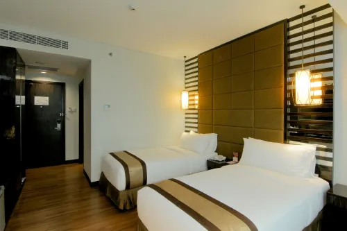 The New Atrium Hotel Yogyakarta Kamar Photos