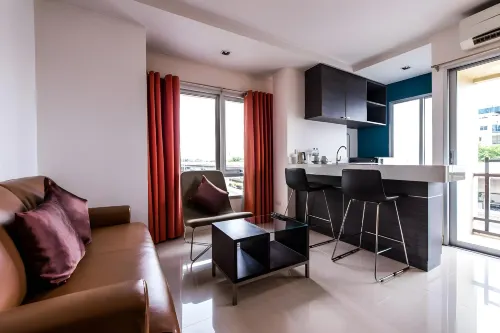 Palette Bella B All Suites Bangkok Hotel Photos