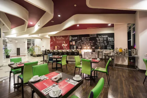 Favehotel Pluit Junction Restauranger Photos