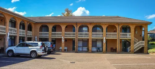 Cumberland Motor Inn Exterior Photos