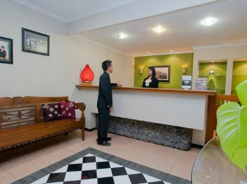 Catur Putra Hotel Magelang Area Publik Photos