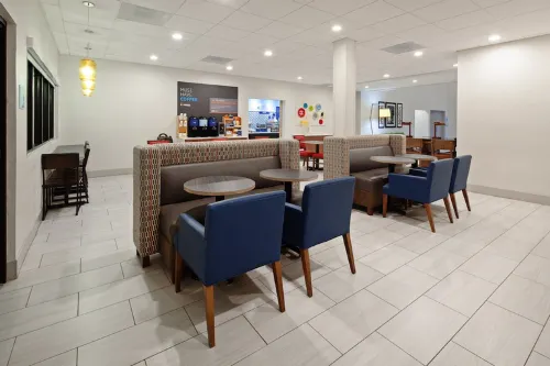 Holiday Inn Express & Suites Rancho Mirage - Palm Spgs Area Dining Photos