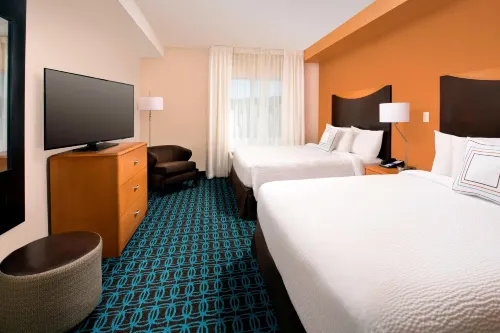 Fairfield Inn & Suites Washington, DC/New York Avenue Rooms Photos