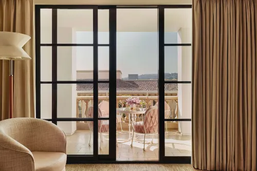 The Maybourne Beverly Hills, Maybourne Hotel Collection Rooms Photos