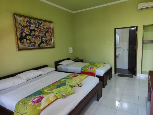 Berlian Beach Inn Kuta Kamar Photos