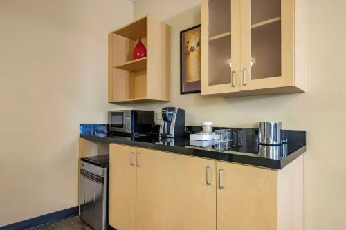 Cambria Hotel Ft Lauderdale, Airport South & Cruise Port Camere Photos