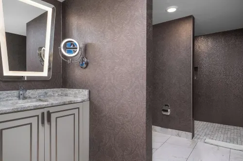 The Jung Hotel and Residences Rooms Photos