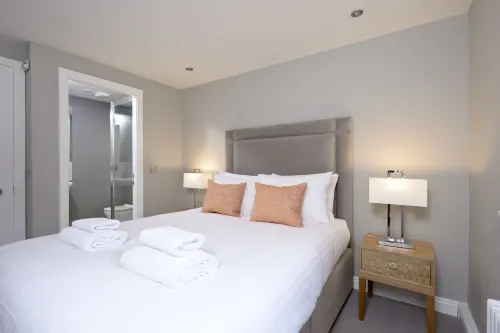 Destiny Scotland New Town Apartments Photos