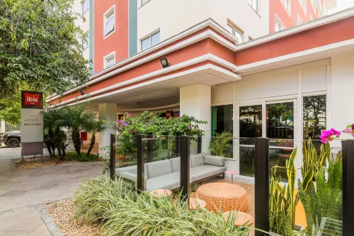 ibis Porto Alegre Moinhos de Vento Außen Photos
