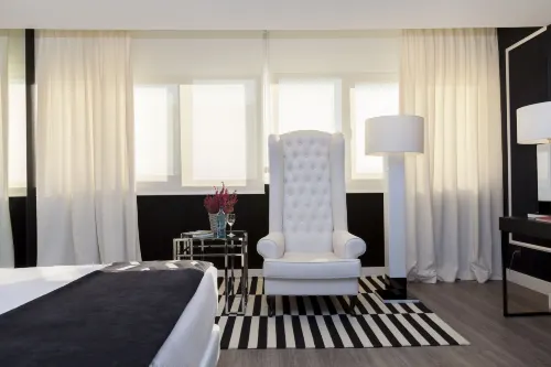 Hotel Tres Reyes Pamplona Chambres Photos