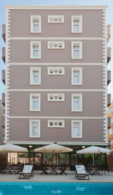 Triana Hotel Здоровье и отдых Photos
