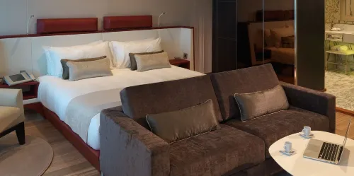 Sunborn Gibraltar Rooms Photos