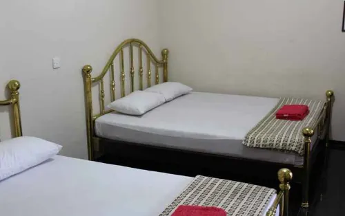 Hotel Puspo Nugroho Malioboro Yogyakarta Rooms Photos