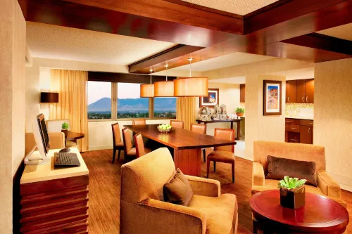 Sheraton Albuquerque Airport Hotel Photos