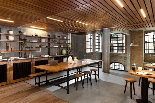 Native Bankside Public Areas Photos