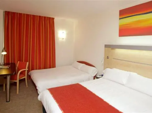 Holiday Inn Express Vitoria Photos