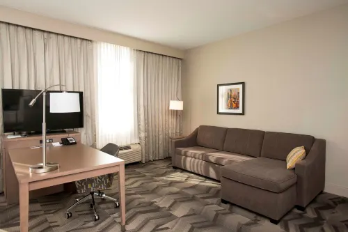 Hampton Inn & Suites by Hilton Thunder Bay Photos