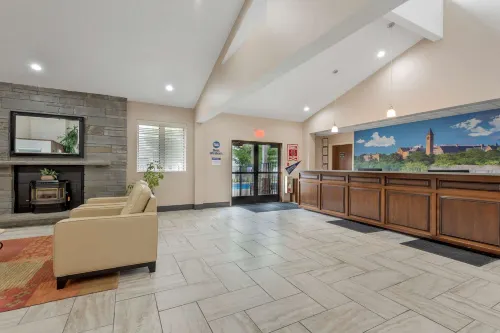 Best Western University Inn Public Areas Photos