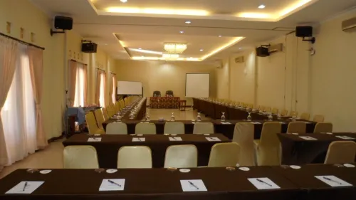 Resort Prima Cipayung Fasilitas Bisnis Photos