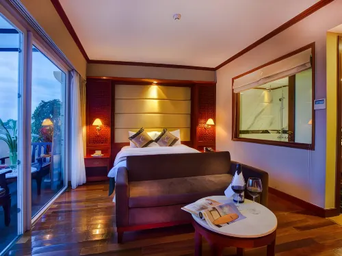 Conifer Boutique Hotel Rooms Photos