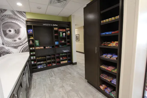 Hampton Inn & Suites Dallas Market Center Espaces publics Photos
