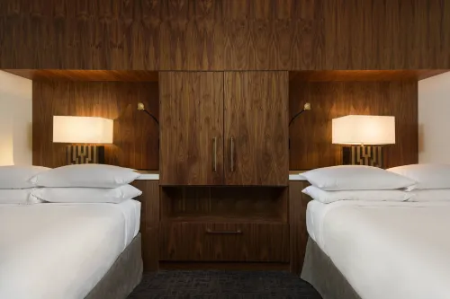 Renaissance Palm Springs Hotel Rooms Photos