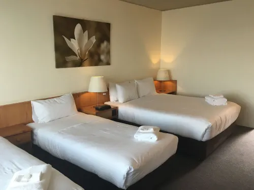 Waterview Gosford Motor Inn Rooms Photos