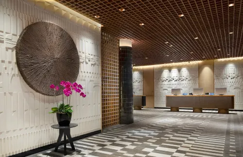 Golden Hill by Golden Tulip Unggulan Photos