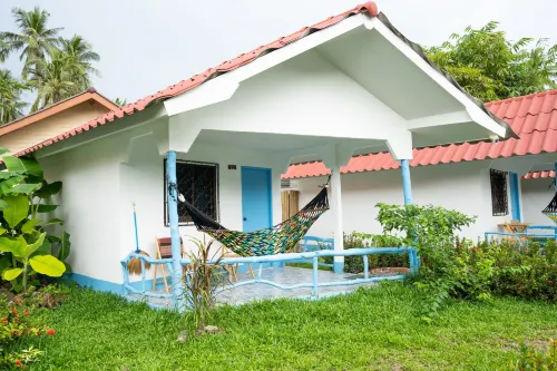 Isara Lanta Beach Resort Chambres Photos