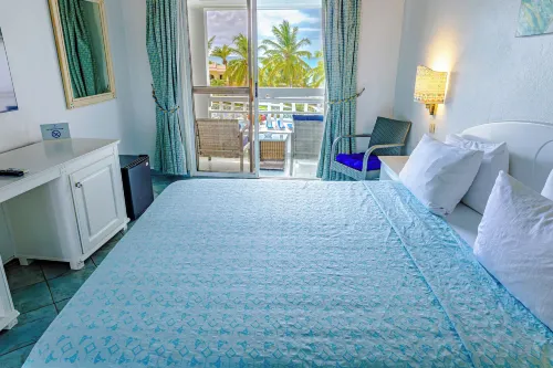 Ocean Point Resort & Spa Adults Only Kamar Photos