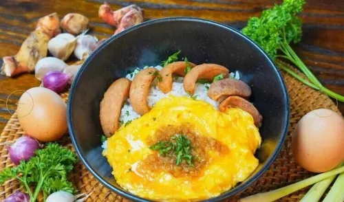 Yellow Bee Resort Cililitan Ăn uống Photos
