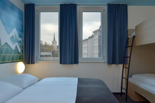 B&B HOTEL Rosenheim Phòng Photos