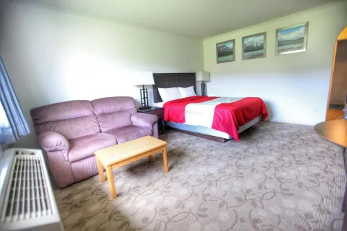 Best Budget Inn & Suites Kamloops Rooms Photos