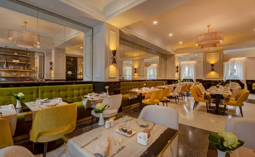 H10 Palazzo Canova Dining Photos