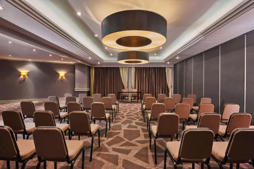 DoubleTree by Hilton London Ealing Business Facilities Photos