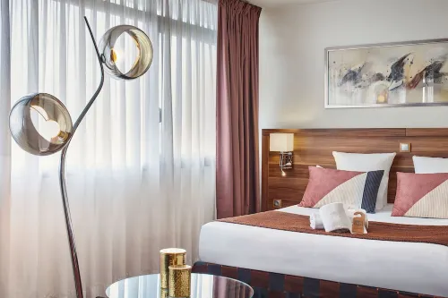 Hotel Gatsby by HappyCulture Photos