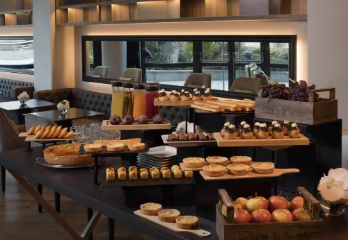 Renaissance Paris la Defense Hotel Restauranger Photos