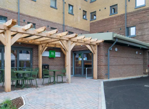 Ibis Styles London Gatwick Airport Public Areas Photos