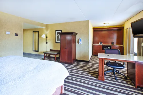 Hampton Inn Washington-Dulles Int'l Airport South Photos