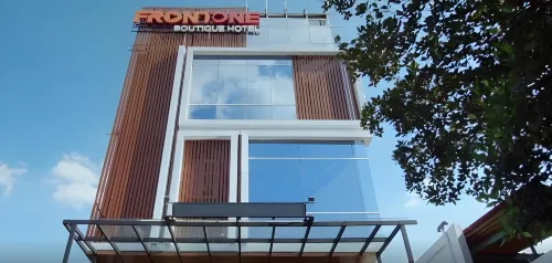 Front One Boutique Tugu Muda Semarang Eksterior Photos