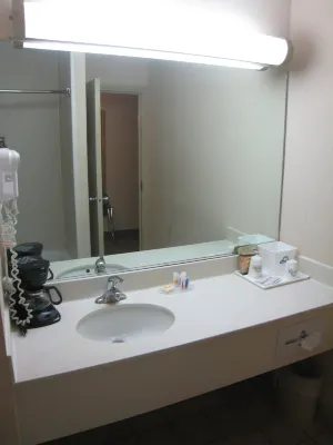 Days Inn by Wyndham Columbus Airport Chambres Photos