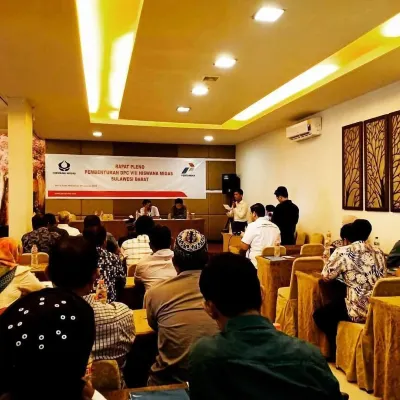Avira Hotel Makassar Business Facilities Photos