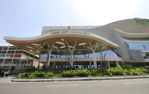 Sahid Raya Hotel & Convention Yogyakarta Near Hotel Photos