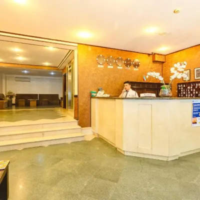 Diplomat Hotel Baku Общественные зоны Photos