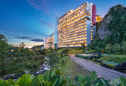 Le Eminence Hotel Convention & Resort Ciloto - Puncak Unggulan Photos